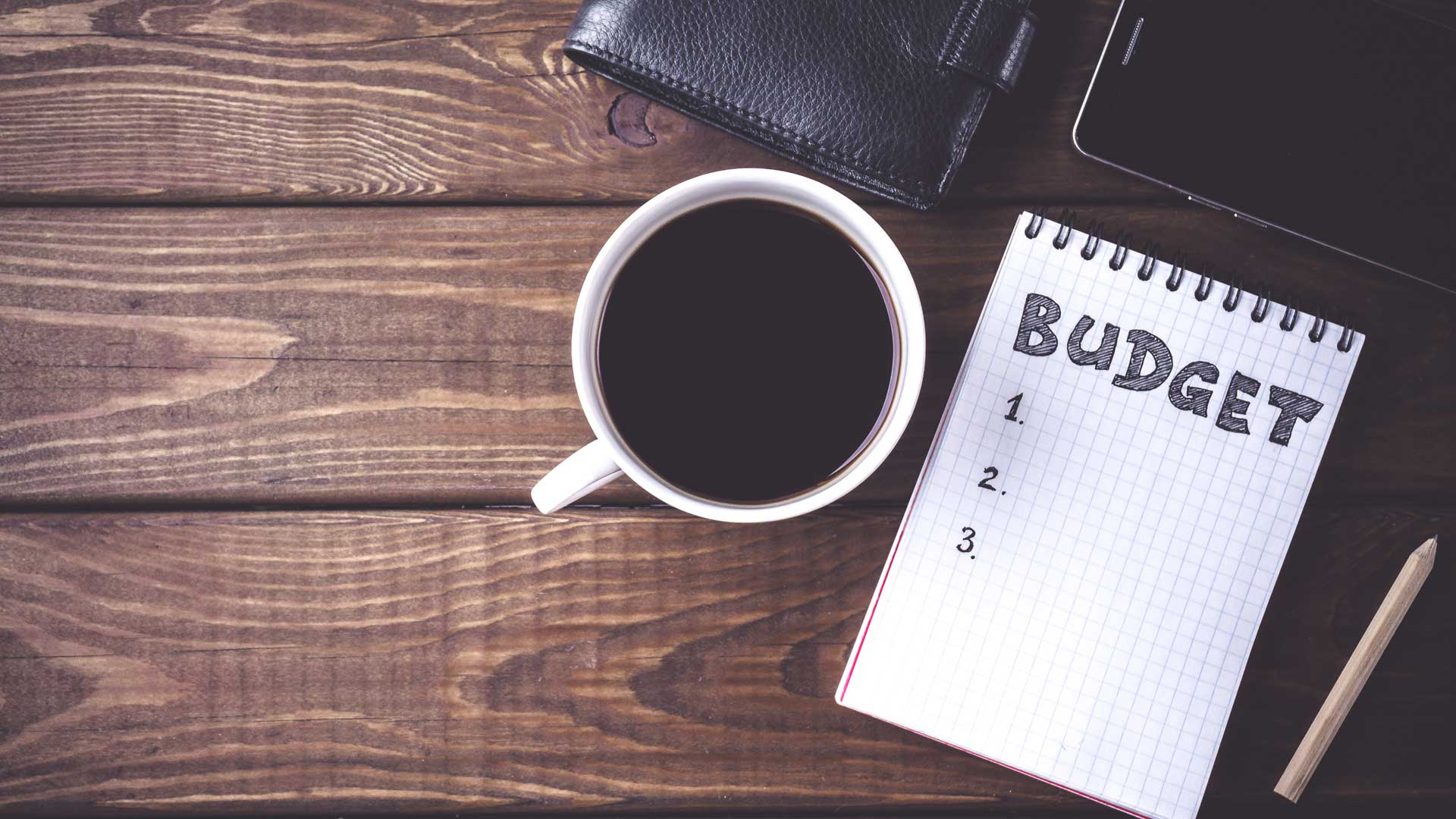 5 Ways a Realistic Budget Helps You Save Money